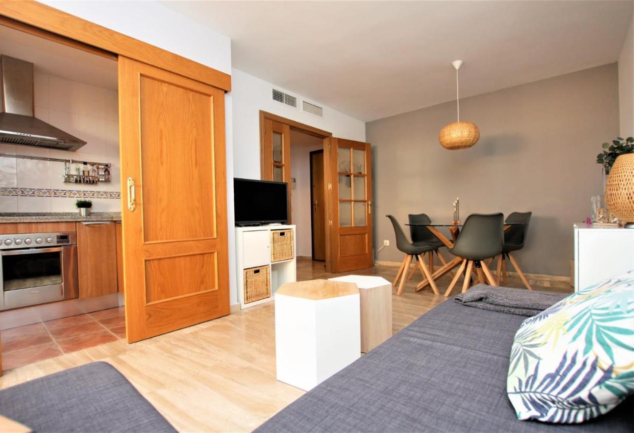 Apartamento Beachfront La Jacaranda Marbella Bagian luar foto