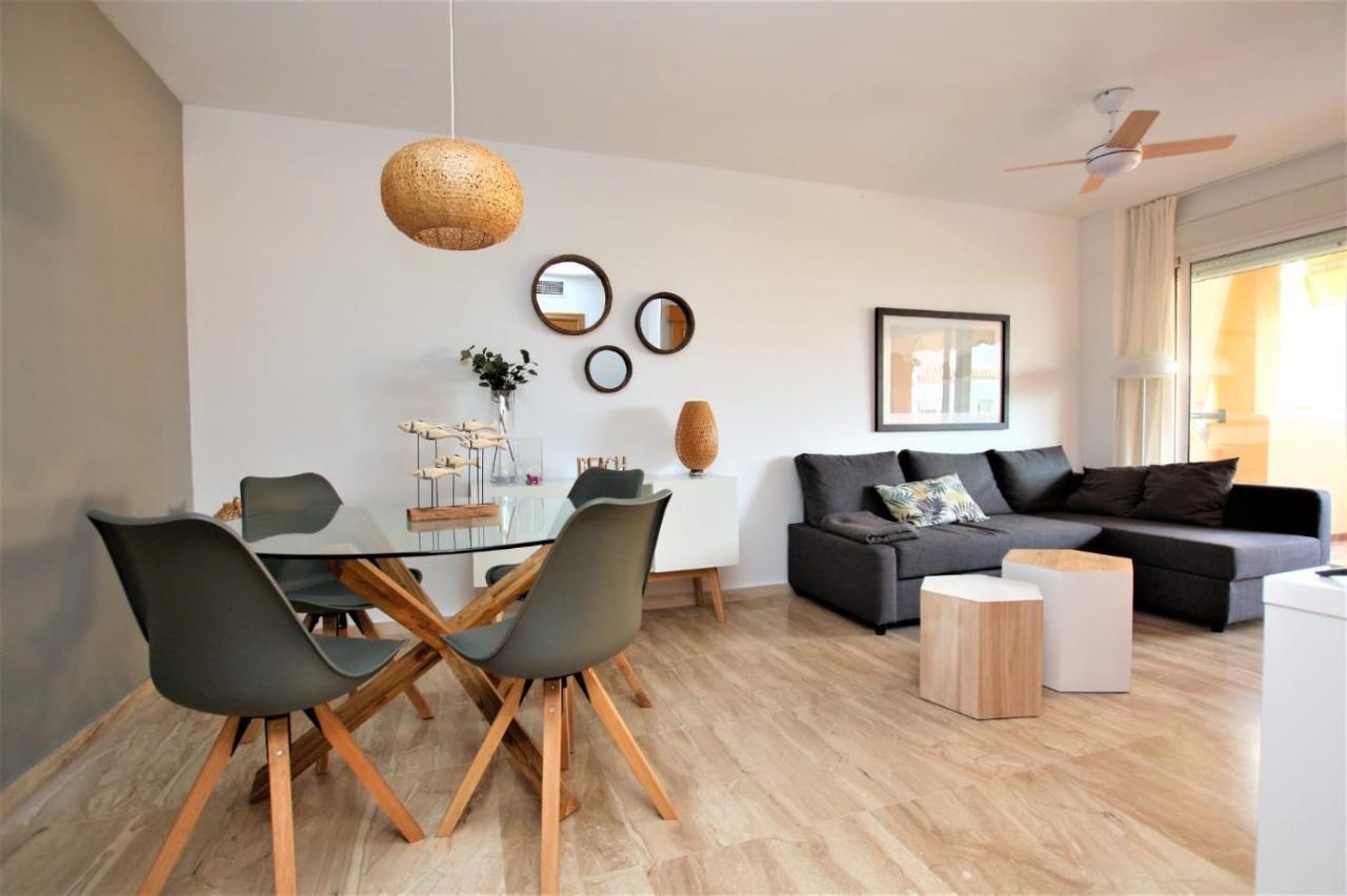 Apartamento Beachfront La Jacaranda Marbella Bagian luar foto